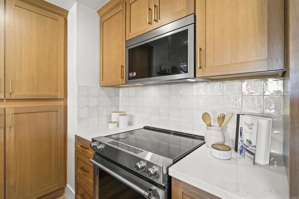 2500 Torrey Pines Rd - photo 14