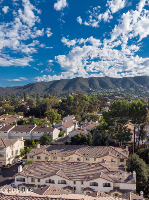 349 Newbury Vista Lane, Newbury Park CA: https://media.crmls.org/mediaz/6e04a593-f273-40f6-b42a-06fa3224725c.jpg