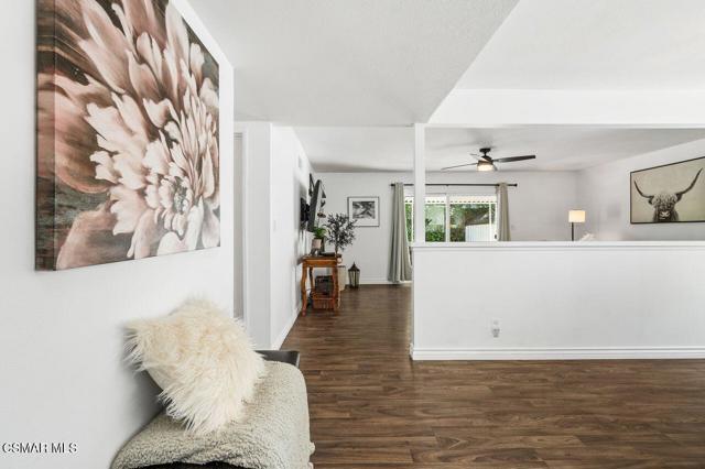 2142 Atwater Avenue, Simi Valley CA: https://media.crmls.org/mediaz/6e04e985-fdd1-4c39-844e-400f75ce7e82.jpg