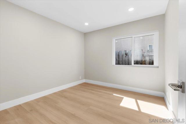 Image 35 of 61 For 13072 Trigger St