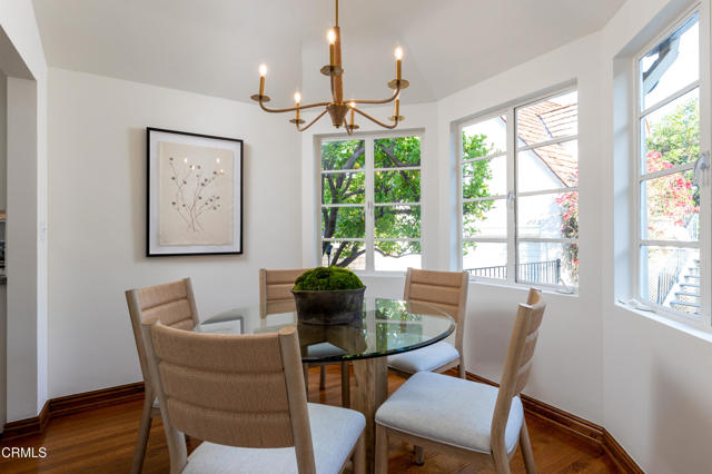 2440 Coniston Place, San Marino CA: https://media.crmls.org/mediaz/6e053feb-fcb2-46a8-993f-57b7d49de8e9.jpg