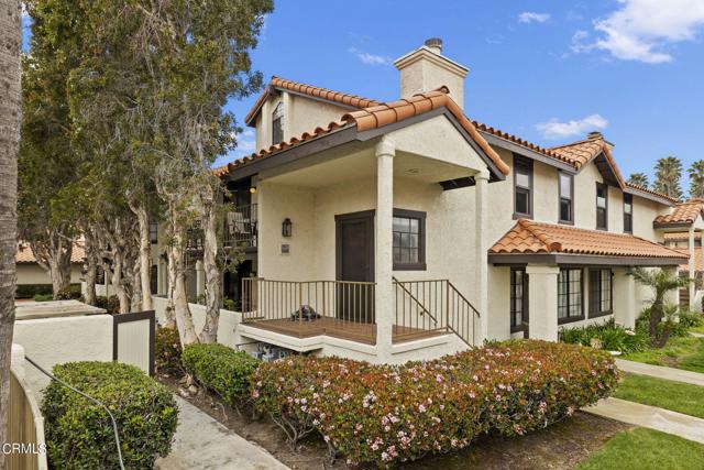 Detail Gallery Image 1 of 64 For 2226 Martinique Ln, Oxnard,  CA 93035 - 2 Beds | 2 Baths
