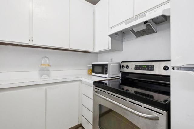 1550 Frontera Way, Millbrae CA: https://media.crmls.org/mediaz/6e063193-bc3f-4c48-8b93-6d96bd8f33a5.jpg