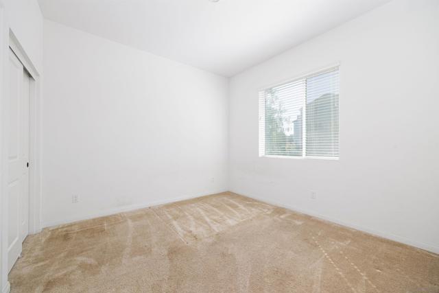 Image 1 of 22 For 1993 Strata St