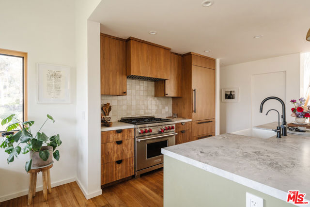 2002 Tuna Canyon Road, Topanga CA: https://media.crmls.org/mediaz/6e070022-467f-4d58-9433-31d057601768.jpg