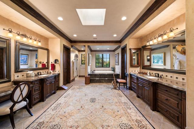 Detail Gallery Image 23 of 48 For 7953 Sentinel, San Diego,  CA 92127 - 5 Beds | 6/1 Baths