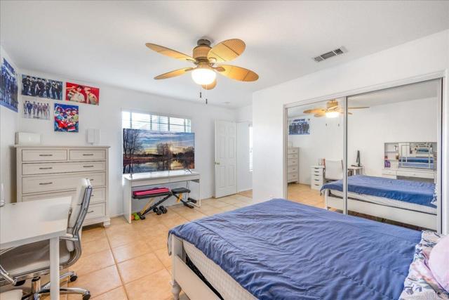 44364 Kingston Drive, Temecula CA: https://media.crmls.org/mediaz/6e083998-182a-4406-af99-6649301429a8.jpg
