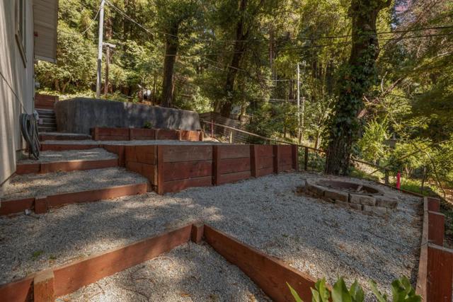 325 Fireside Road, Boulder Creek CA: https://media.crmls.org/mediaz/6e091c25-627d-4163-8506-a1d8955c065f.jpg