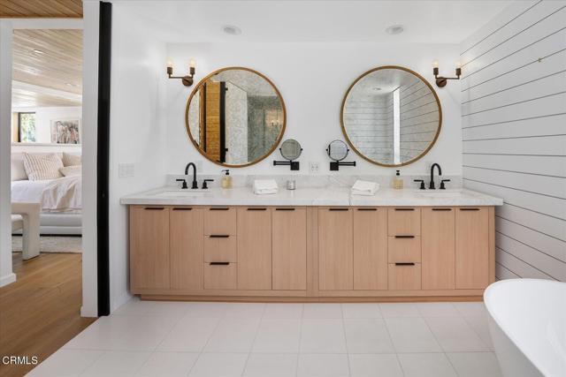 Detail Gallery Image 50 of 73 For 10747 Valleyheart Dr, Studio City,  CA 91604 - 4 Beds | 3 Baths