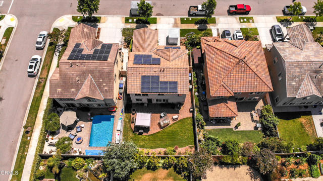 665 Tiber River Way, Oxnard CA: https://media.crmls.org/mediaz/6e0a0aaa-a855-46eb-82e5-74d4a8cd3c7b.jpg
