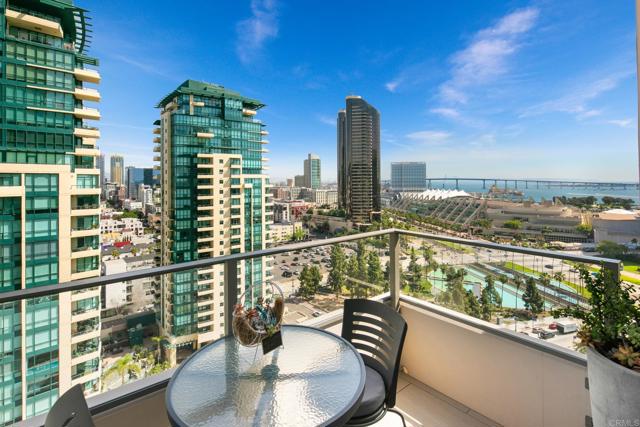 Detail Gallery Image 21 of 46 For 550 Front St #1401,  San Diego,  CA 92101 - 2 Beds | 2/1 Baths