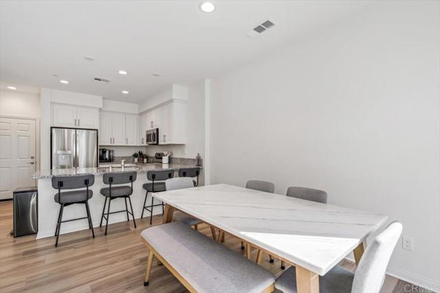 Detail Gallery Image 17 of 49 For 10427 Graphite St, Spring Valley,  CA 91977 - 3 Beds | 2/1 Baths