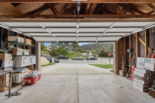 Detail Gallery Image 22 of 31 For 14204 Legacy Ln, El Cajon,  CA 92021 - 3 Beds | 2 Baths
