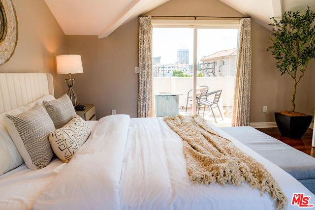 844 3rd Street, Santa Monica CA: https://media.crmls.org/mediaz/6e0b07e2-4d73-4ca5-8572-179f4843a403.jpg