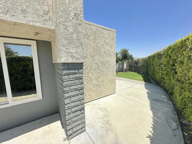 1262 Sunflower N Circle, Palm Springs CA: https://media.crmls.org/mediaz/6e0b3506-ab32-4c93-bf7e-2722faee3f1a.jpg