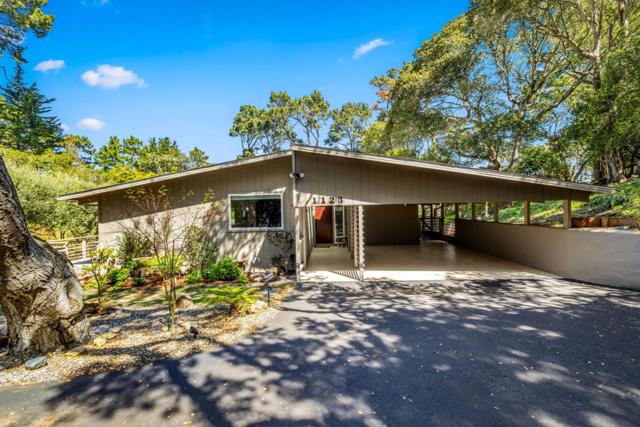 1123 Alta Mesa Road, Monterey CA: https://media.crmls.org/mediaz/6e0b49f8-5270-494c-a24d-7d33e67ef1ac.jpg