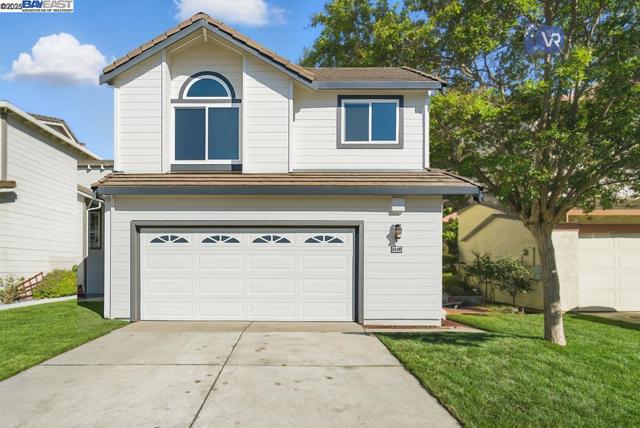 35864 Killorglin Cmn, Fremont CA: https://media.crmls.org/mediaz/6e0b5e25-c557-4335-ad02-685a72e0c058.jpg