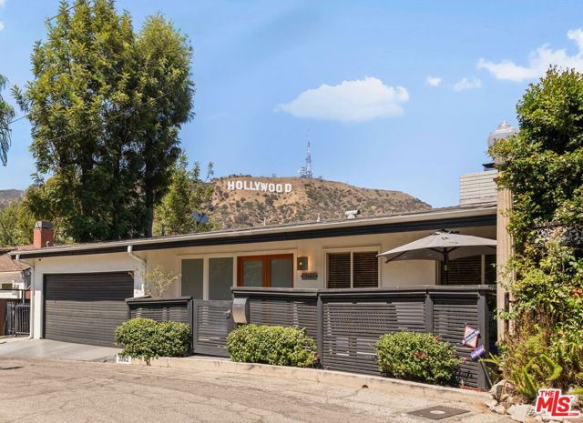 3162 Durand Drive, Los Angeles CA: https://media.crmls.org/mediaz/6e0b6bf6-42cd-4718-a081-69156d09b981.jpg