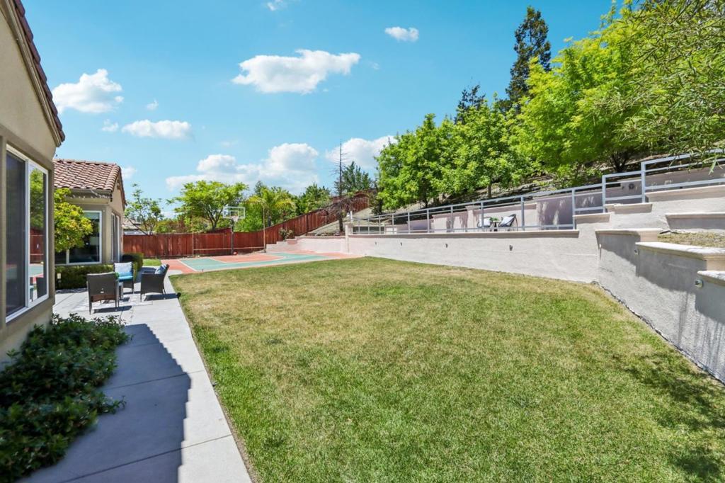 MLS #ML82049646 image #48