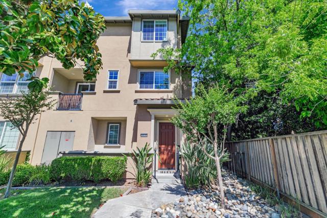 2070 Almaden Road, San Jose CA: https://media.crmls.org/mediaz/6e0c250a-b54c-41a1-8884-6cc5b8248d2a.jpg