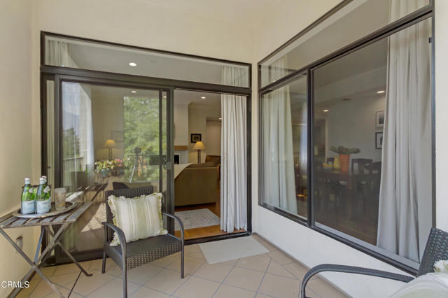 748 Locust Street, Pasadena CA: https://media.crmls.org/mediaz/6e0c7d6d-f728-4ea5-8a12-d6d4393d1a24.jpg