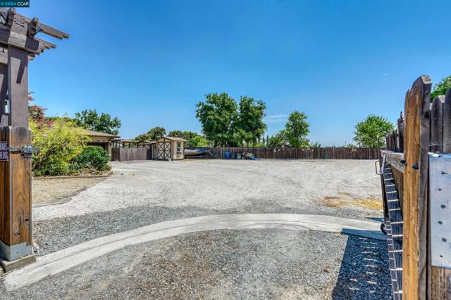 80 Yula Way, Oakley, California 94561, 5 Bedrooms Bedrooms, ,4 BathroomsBathrooms,Single Family Residence,For Sale,Yula Way,41068494