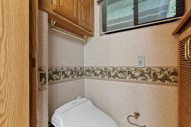 15995 Big Basin Way, Boulder Creek CA: https://media.crmls.org/mediaz/6e0de0e6-2551-472e-8b4e-512121dcd26f.jpg