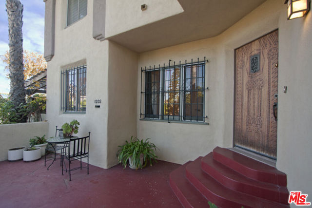 Image 3 for 1202 Stearns Dr, Los Angeles, CA 90035
