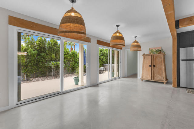 3967 E Sunny Dunes Road, Palm Springs, CA 92264