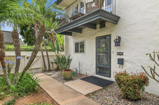 4116 Loma Riviera Ln, San Diego CA: https://media.crmls.org/mediaz/6e0e63c3-8946-476f-b2fe-c3f8e155faa4.jpg