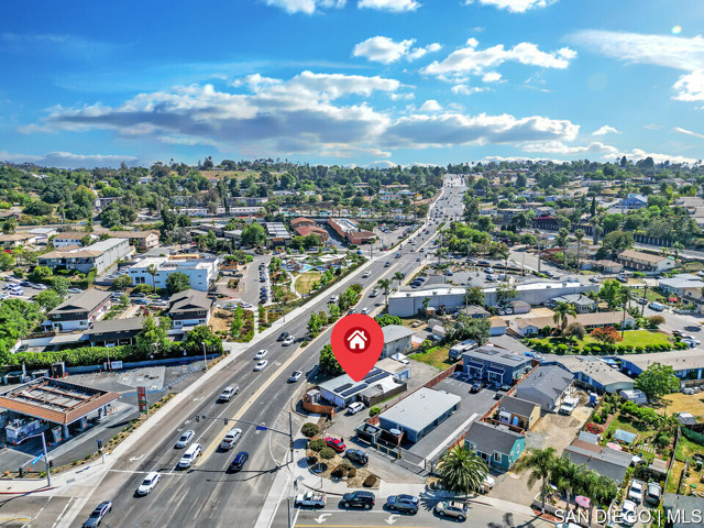 157 59 Natal WAY, Vista CA: https://media.crmls.org/mediaz/6e0fb4f3-c453-4834-a395-4e6aadd85bb3.jpg
