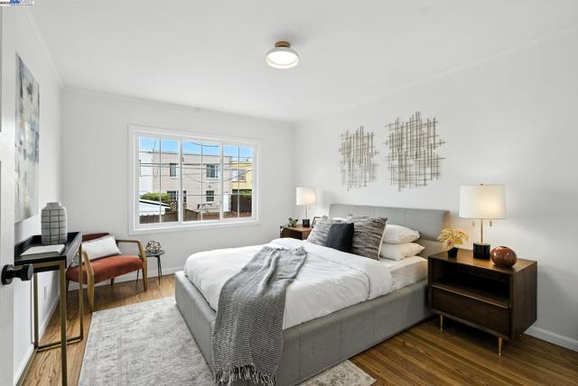 24 Riverton Dr, San Francisco CA: https://media.crmls.org/mediaz/6e101690-ba20-4aa1-b2b0-6aeb227c2cd9.jpg