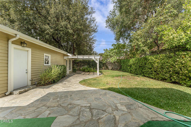 Detail Gallery Image 27 of 37 For 689 Arden Rd, Pasadena,  CA 91106 - 2 Beds | 2 Baths