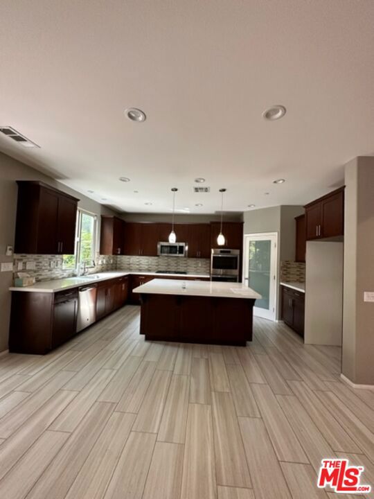 Kitchen/Living room