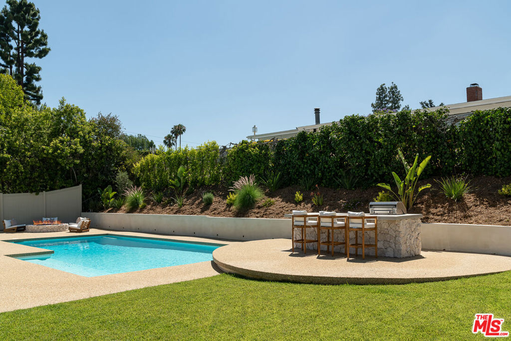 MLS #26856691 image #40