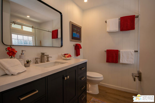 480 Calle Madrigal, Cathedral City CA: https://media.crmls.org/mediaz/6e127f2c-0f78-4b95-b53a-abafebdc2343.jpg