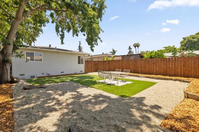 771 4th Avenue, Redwood City CA: https://media.crmls.org/mediaz/6e130880-3fc7-4002-aefa-f887a37e4634.jpg