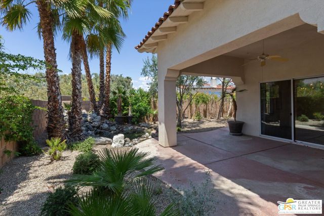 1347 Culver Place, Palm Springs CA: https://media.crmls.org/mediaz/6e1434c6-36ae-4e5a-ab5b-ef35a8d62d24.jpg