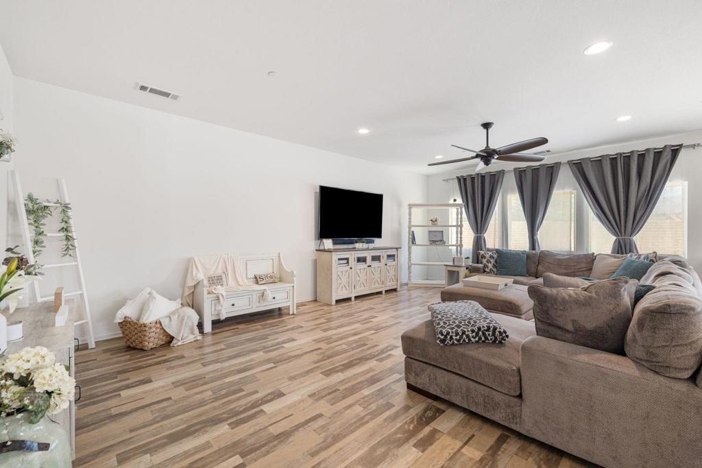 MLS #219139193DA image #10