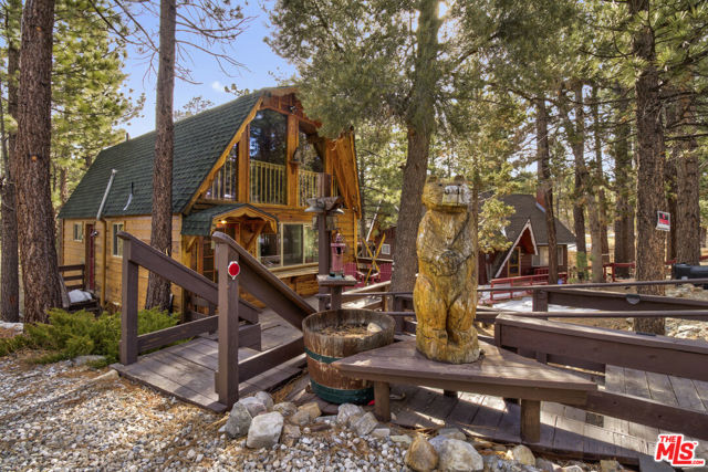 612 Kean Way, Big Bear City CA: https://media.crmls.org/mediaz/6e14c3eb-0f17-4276-a4cf-9b48b705ebbe.jpg