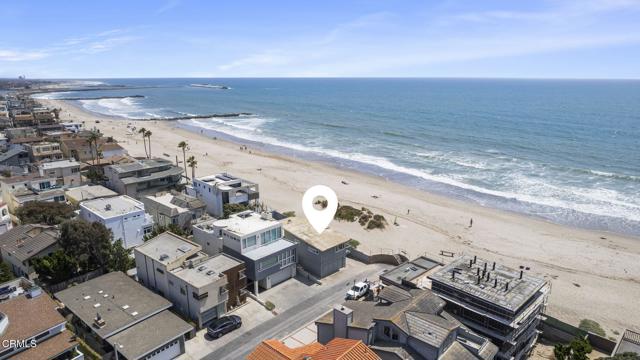 1218 Cornwall Lane, Ventura CA: https://media.crmls.org/mediaz/6e1538af-6409-4ca7-8021-c2ef2fbcb11f.jpg