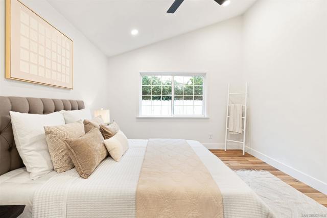 10671 Montego Dr, San Diego CA: https://media.crmls.org/mediaz/6e15eaa6-37e1-4a8f-84c2-85b1928192de.jpg