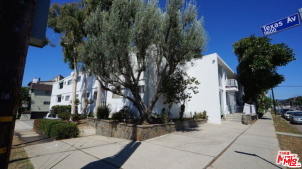 1295 FEDERAL Avenue #16