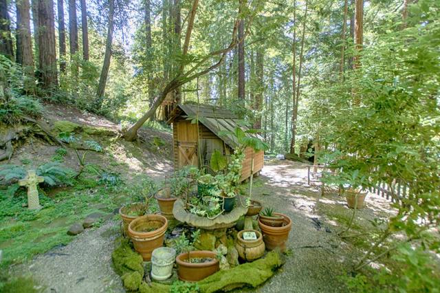 7030 Scotts Valley Drive, Scotts Valley CA: https://media.crmls.org/mediaz/6e164eec-e872-496e-bdd0-5dcb658913ac.jpg