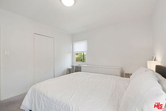 18741 Covello Street, Reseda CA: https://media.crmls.org/mediaz/6e18ad24-8978-40f0-bf6e-f7a3b415139a.jpg