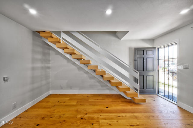 Front Image Thumbnail for CRV1-35110