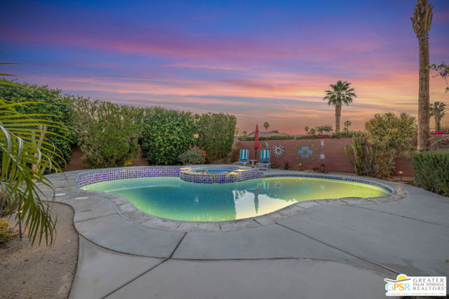 30005 Avenida Alvera, Cathedral City CA: https://media.crmls.org/mediaz/6e1a9ba1-904b-4273-abd2-d5d8b98197ef.jpg