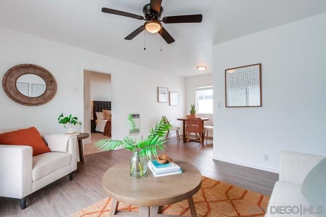2020 Diamond St, San Diego CA: https://media.crmls.org/mediaz/6e1b63cb-1658-422f-a929-43a951302f49.jpg