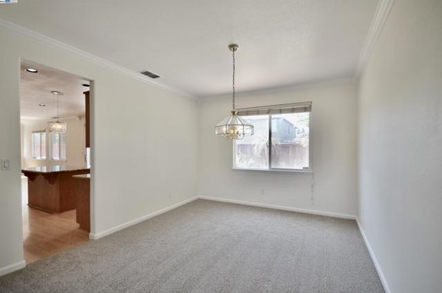 Image 6 of 39 For 9416 Lyndley Plaza Way