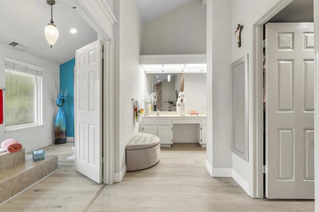 16761 Dry Creek Court, Morgan Hill CA: https://media.crmls.org/mediaz/6e1ccc06-99f3-499f-ae9d-4bc86229b301.jpg